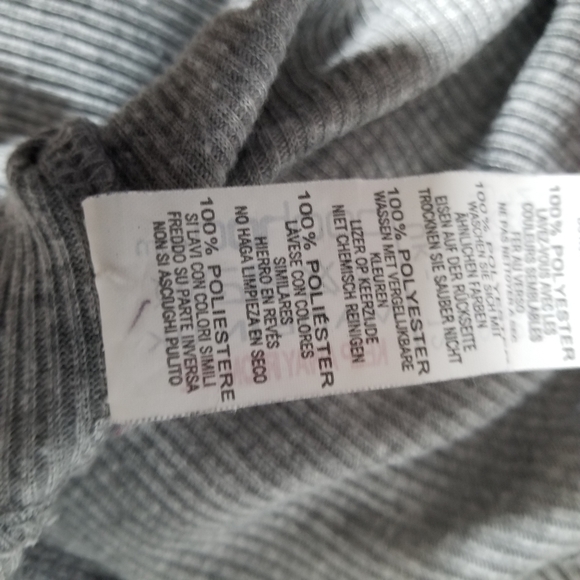 Boohoo off the shoulder asymmetrical top - Picture 7 of 7